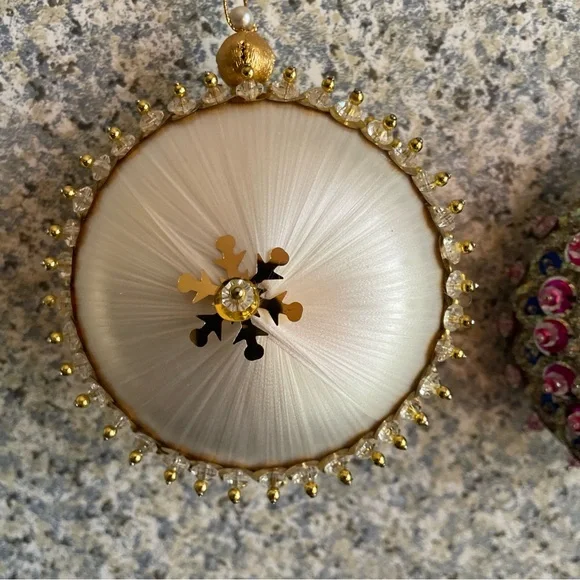 VTG, Beaded, Push Pin, Sequined, Christmas Ornaments, Handmade , Set of 3 - Picture 5 of 7